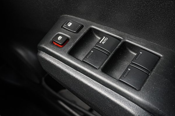 HONDA JAZZ 1.5 SV AT ปี 2009 (ขายสด) - Image 22
