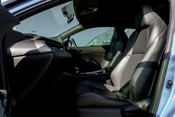 TOYOTA C-HR 1.8 HV MID AT ปี2018 - Image 16