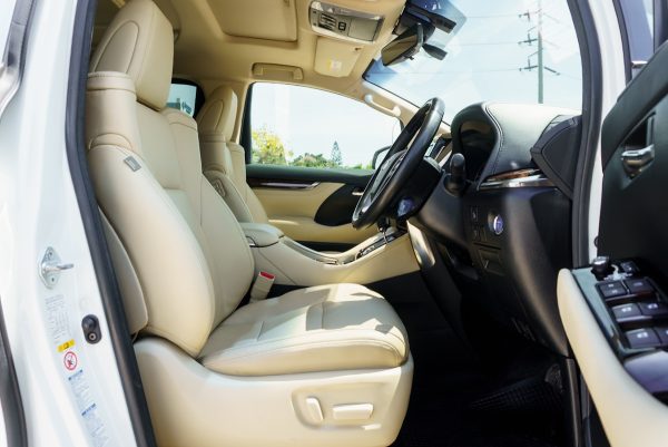 TOYOTA ALPHARD 2.5 HYBRID SRC AT ปี2019 - Image 12