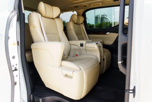 TOYOTA ALPHARD 2.5 HYBRID SRC AT ปี2019 - Image 14