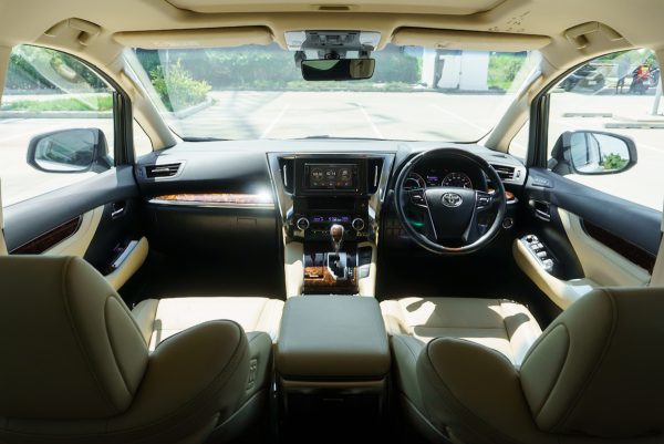 TOYOTA ALPHARD 2.5 HYBRID SRC AT ปี2019 - Image 19