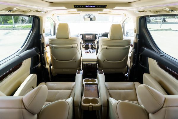 TOYOTA ALPHARD 2.5 HYBRID SRC AT ปี2019 - Image 29