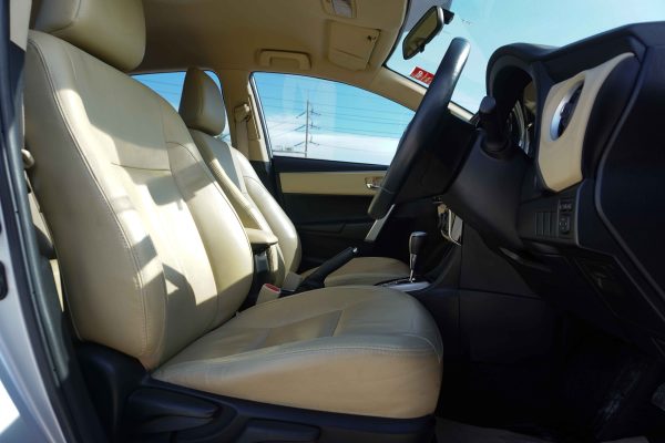TOYOTA ALTIS 1.6 G AT ปี2018 (8กณ7720) - Image 11