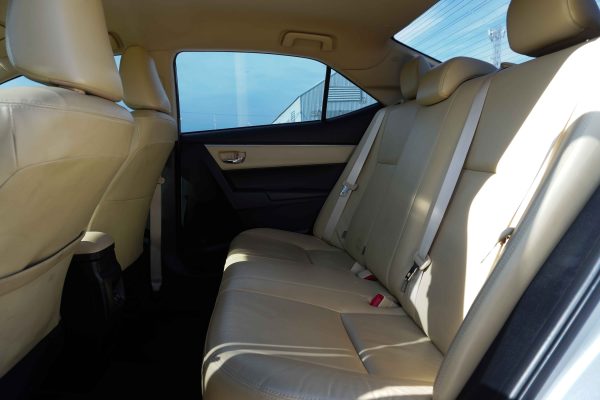 TOYOTA ALTIS 1.6 G AT ปี2018 (8กณ7720) - Image 13