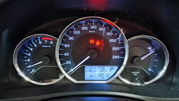 TOYOTA ALTIS 1.6 G AT ปี2018 (8กณ7103) - Image 30