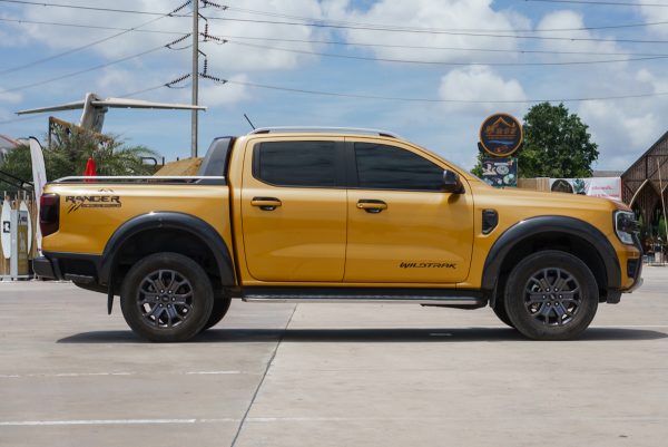 FORD RANGER DUAL CAB 2.0 HI-RIDER WILDTRACK AT ปี2022 จด ปี2023 - Image 6