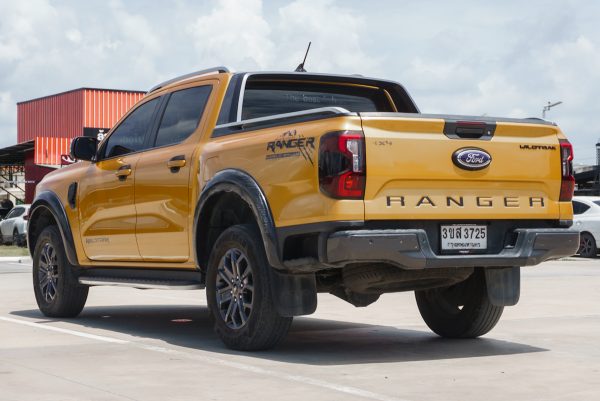 FORD RANGER DUAL CAB 2.0 HI-RIDER WILDTRACK AT ปี2022 จด ปี2023 - Image 8