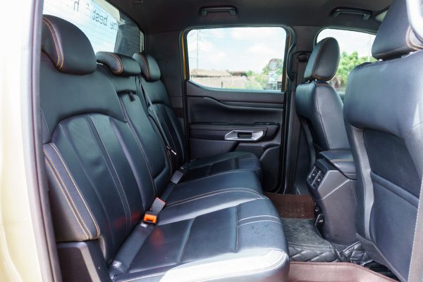 FORD RANGER DUAL CAB 2.0 HI-RIDER WILDTRACK AT ปี2022 จด ปี2023 - Image 13