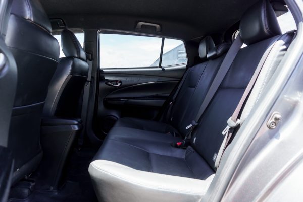 TOYOTA YARIS 1.2 SPORT AT ปี2021 - Image 13