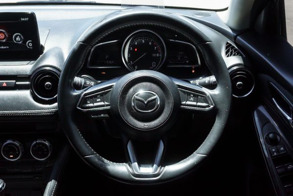 MAZDA 2 1.3 HIGH CONNECT AT ปี2019 - Image 16