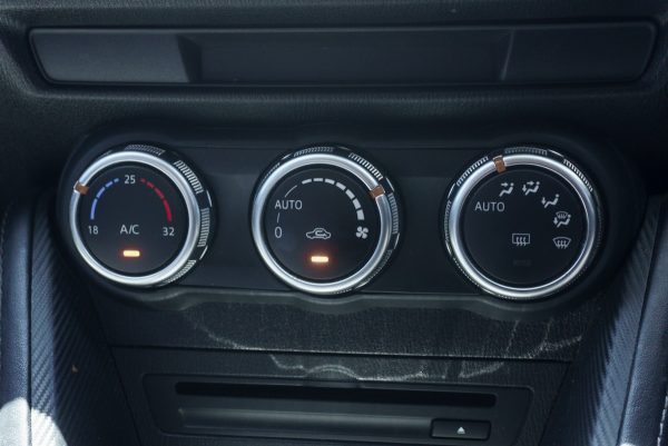 MAZDA 2 1.3 HIGH CONNECT AT ปี2019 - Image 24