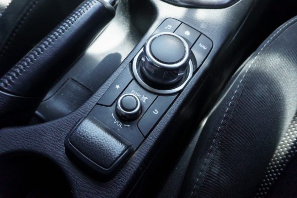 MAZDA 2 1.3 HIGH CONNECT AT ปี2019 - Image 27