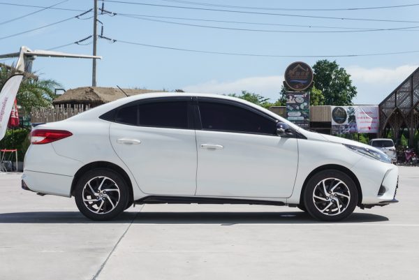 TOYOTA YARIS ATIV 1.2 SPORT AT ปี2021 - Image 6