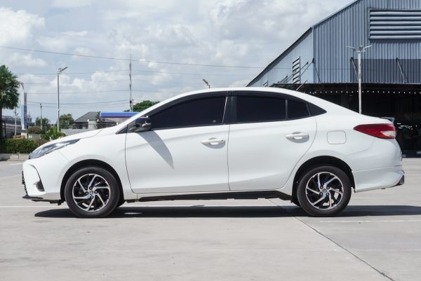 TOYOTA YARIS ATIV 1.2 SPORT AT ปี2021 - Image 7