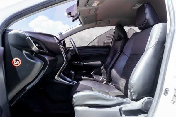 TOYOTA YARIS ATIV 1.2 SPORT AT ปี2021 - Image 14