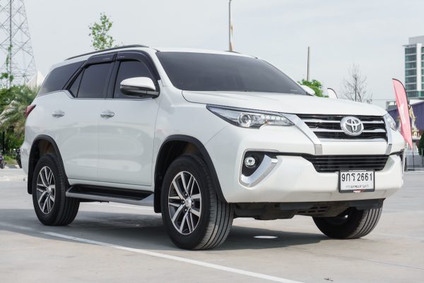 TOYOTA FORTUNER 2.4 V AT ปี2020 - Image 5