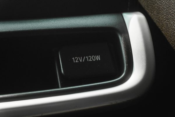TOYOTA FORTUNER 2.4 V AT ปี2020 - Image 21