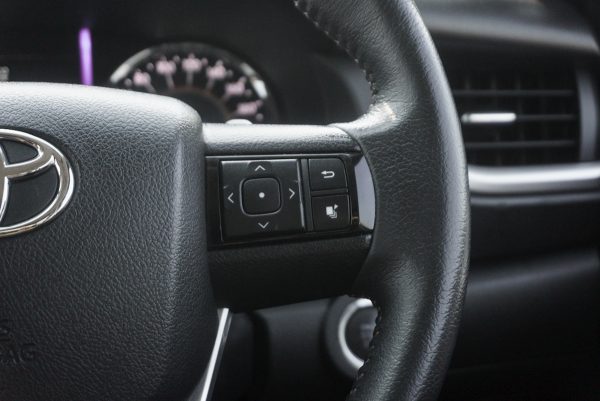 TOYOTA FORTUNER 2.4 V AT ปี2020 - Image 26