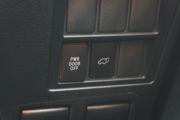 TOYOTA FORTUNER 2.4 V AT ปี2020 - Image 28