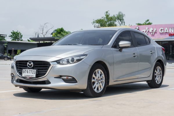 MAZDA 3 2.0 E AT 2019 (9กจ7723) - Image 3