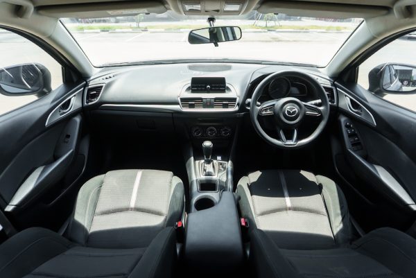 MAZDA 3 2.0 E AT 2019 (9กจ7723) - Image 15