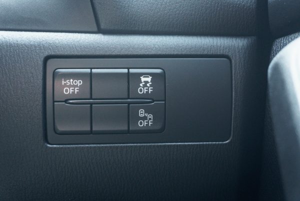 MAZDA 3 2.0 E AT 2019 (9กจ7723) - Image 19