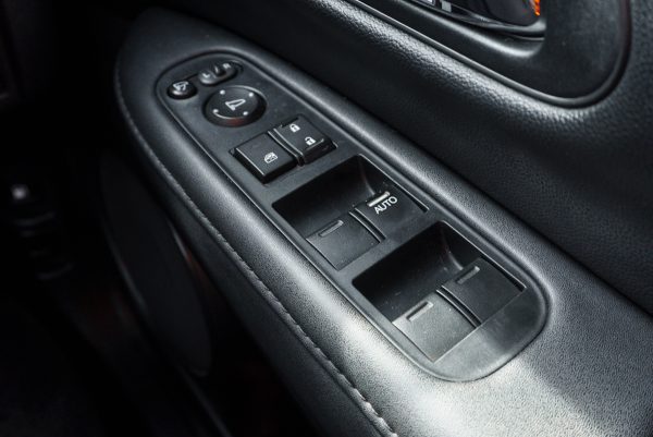 HONDA HR-V 1.8 EL AT 2018 - Image 22
