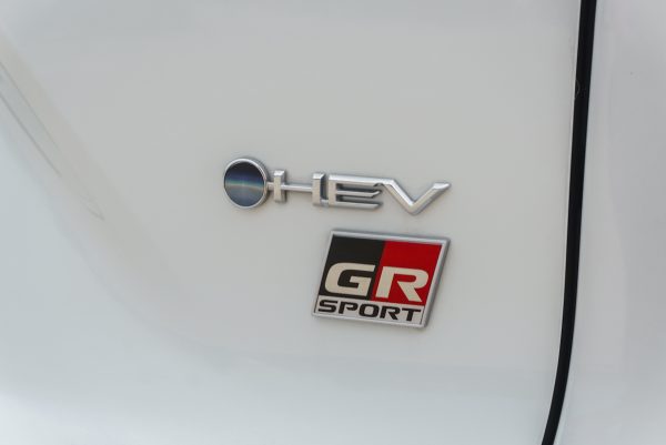 TOYOTA COROLLA CROSS 1.8 HEV GR SPORT AT 2024 - Image 16