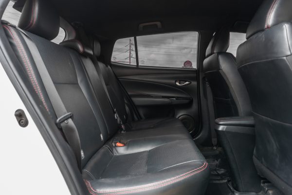 TOYOTA YARIS 1.2 HIGH AT 2020 - Image 12