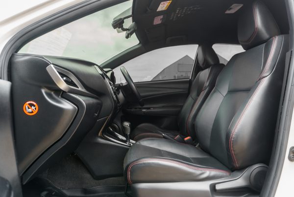 TOYOTA YARIS 1.2 HIGH AT 2020 - Image 14