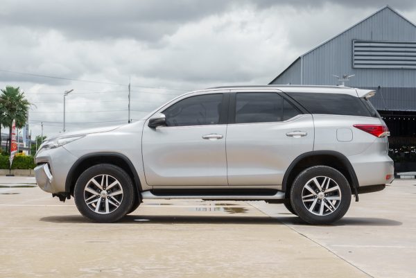 TOYOTA FORTUNER 2.4 V AT 2018 (7กฮ9440) - Image 7