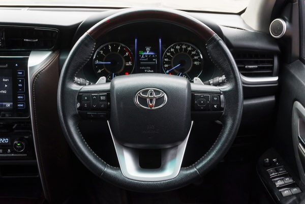 TOYOTA FORTUNER 2.4 V AT 2018 (7กฮ9440) - Image 24