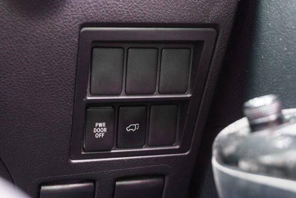 TOYOTA FORTUNER 2.4 V AT 2018 (7กฮ9440) - Image 28