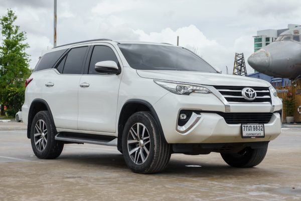 TOYOTA FORTUNER 2.4 V AT 2018 (7กภ9832) - Image 5
