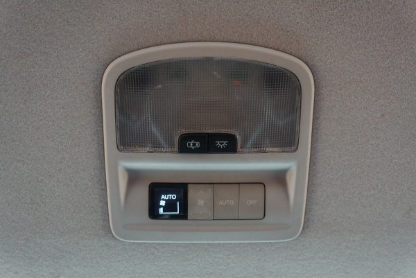 TOYOTA FORTUNER 2.4 V AT 2018 (7กภ9832) - Image 21