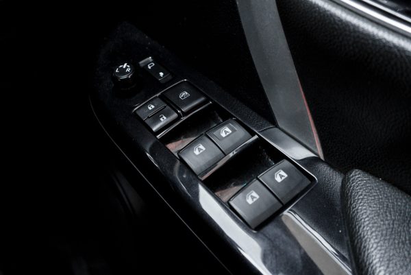 TOYOTA FORTUNER 2.4 V AT 2018 (7กภ9832) - Image 27