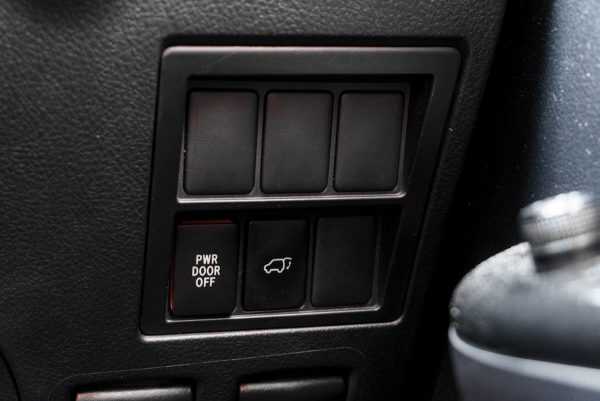 TOYOTA FORTUNER 2.4 V AT 2018 (7กภ9832) - Image 28