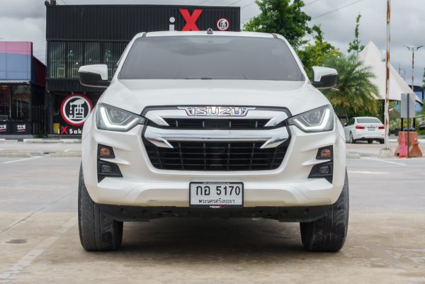 ISUZU D-MAX 1.9 CAB 4 HI-LANDER ZP MT 2020 - Image 4