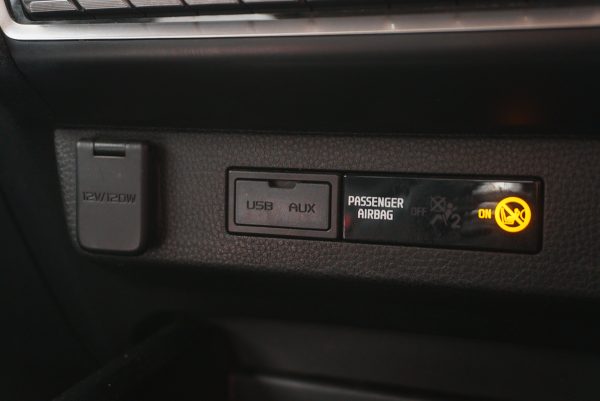 ISUZU D-MAX 1.9 CAB 4 HI-LANDER ZP MT 2020 - Image 25