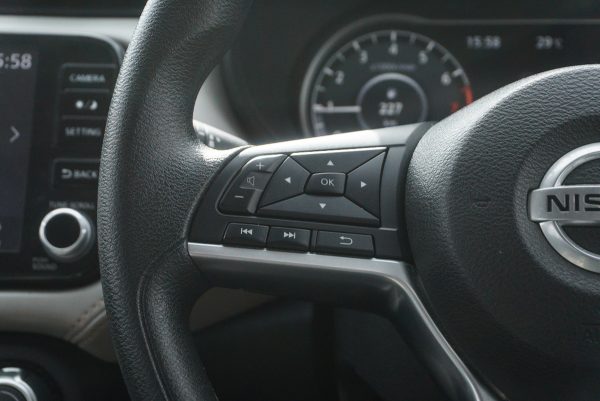 NISSAN ALMERA 1.0 V AT 2020 - Image 18