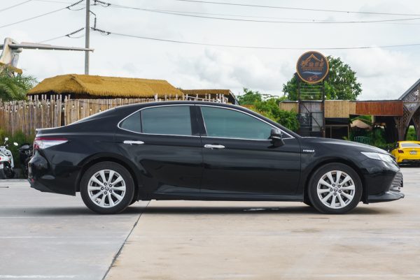 TOYOTA CAMRY 2.5 HV AT 2019 - Image 6