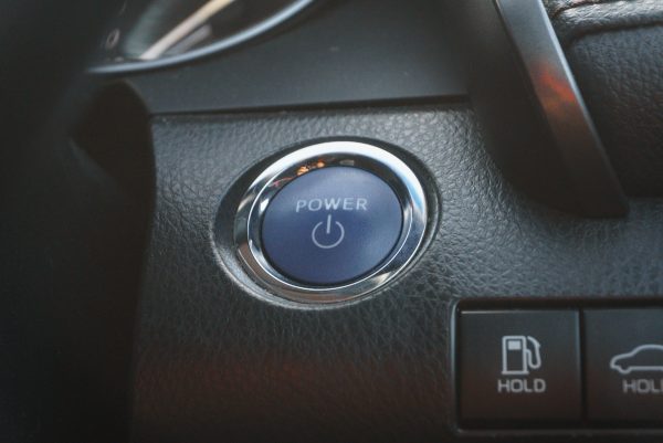 TOYOTA CAMRY 2.5 HV AT 2019 - Image 30