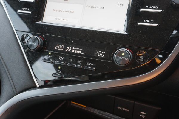 TOYOTA CAMRY 2.5 HV AT 2019 - Image 34