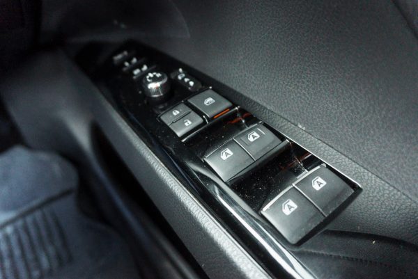 TOYOTA CAMRY 2.5 HYBRID AT 2021 (1ขส5011) - Image 28