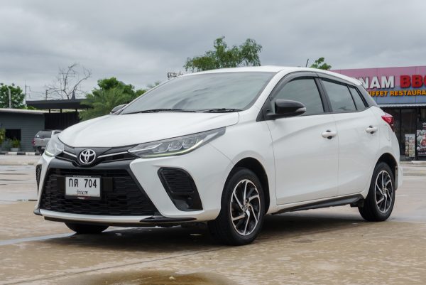 TOYOTA YARIS 1.2 SPORT AT 2021 - Image 3