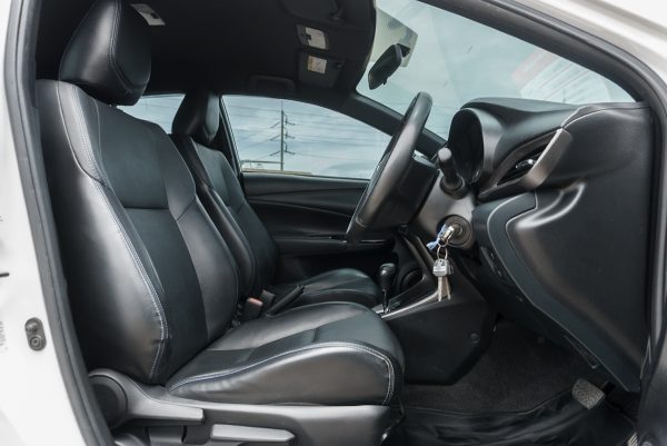 TOYOTA YARIS 1.2 SPORT AT 2021 - Image 11