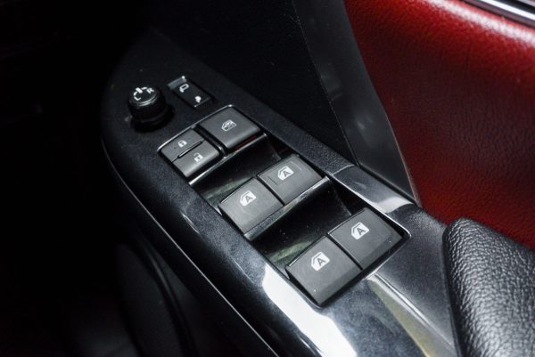 TOYOTA FORTUNER 2.4 LEGENDER 4WD AT 2021 จด 2022 - Image 26