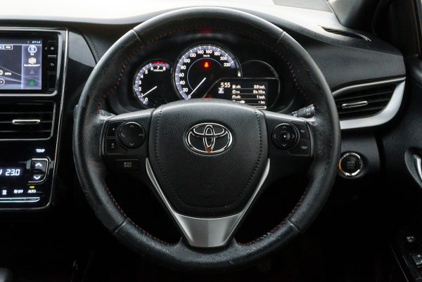 TOYOTA YARIS 1.2 HIGH (CROSS) AT 2020 - Image 16