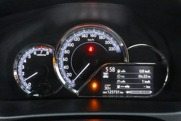 TOYOTA YARIS 1.2 HIGH (CROSS) AT 2020 - Image 28