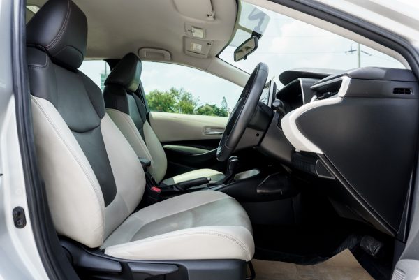 TOYOTA ALTIS 1.6 G (NEW) AT 2019 จด 2020 (9กน6370) - Image 11